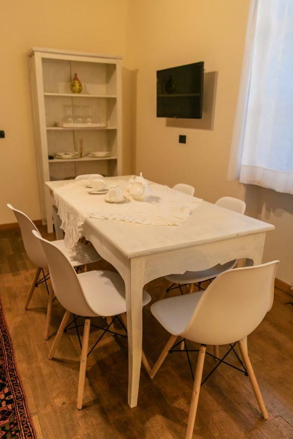 La Casa In Collina Leilighet Alba  Eksteriør bilde